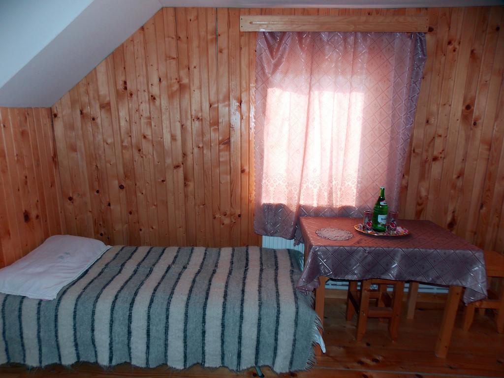 Pensiunea Paradiso Poiana Teiului Quarto foto